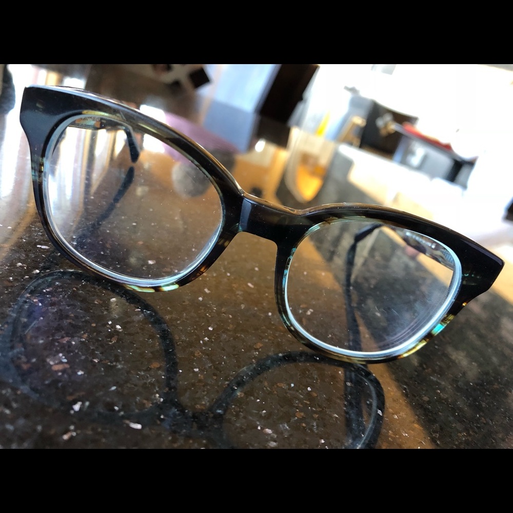 Warby Parker eyeglasses 👀